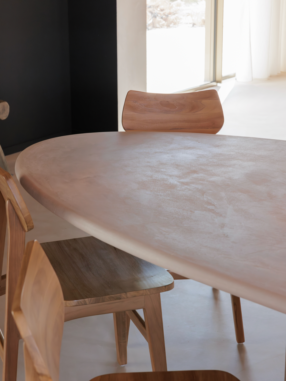 GETĀ Chaise-3