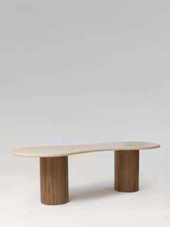 Table à manger JACŌ noyer pieds cylindriques — PLATŌ