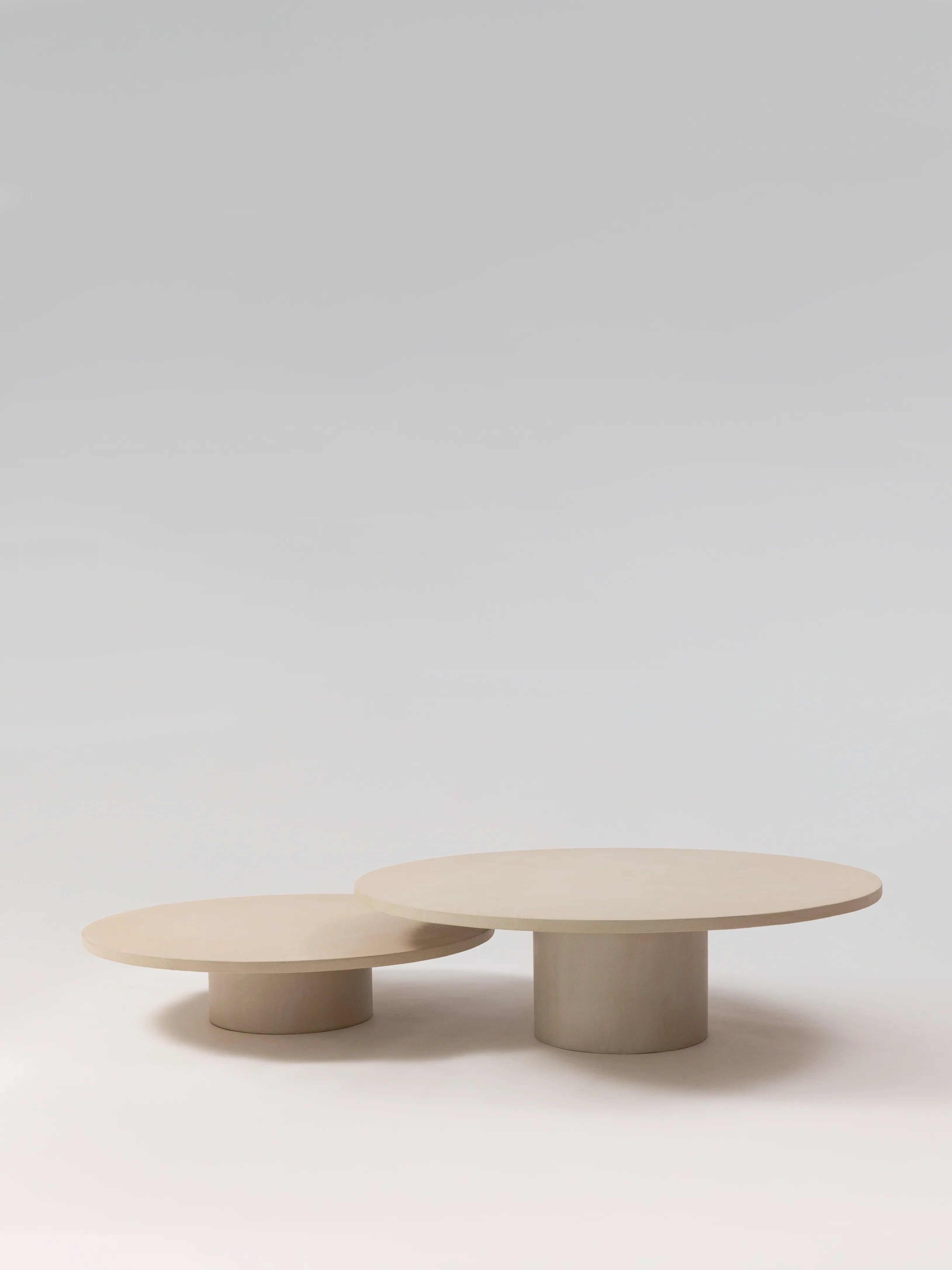 MANĀ Tables gigognes