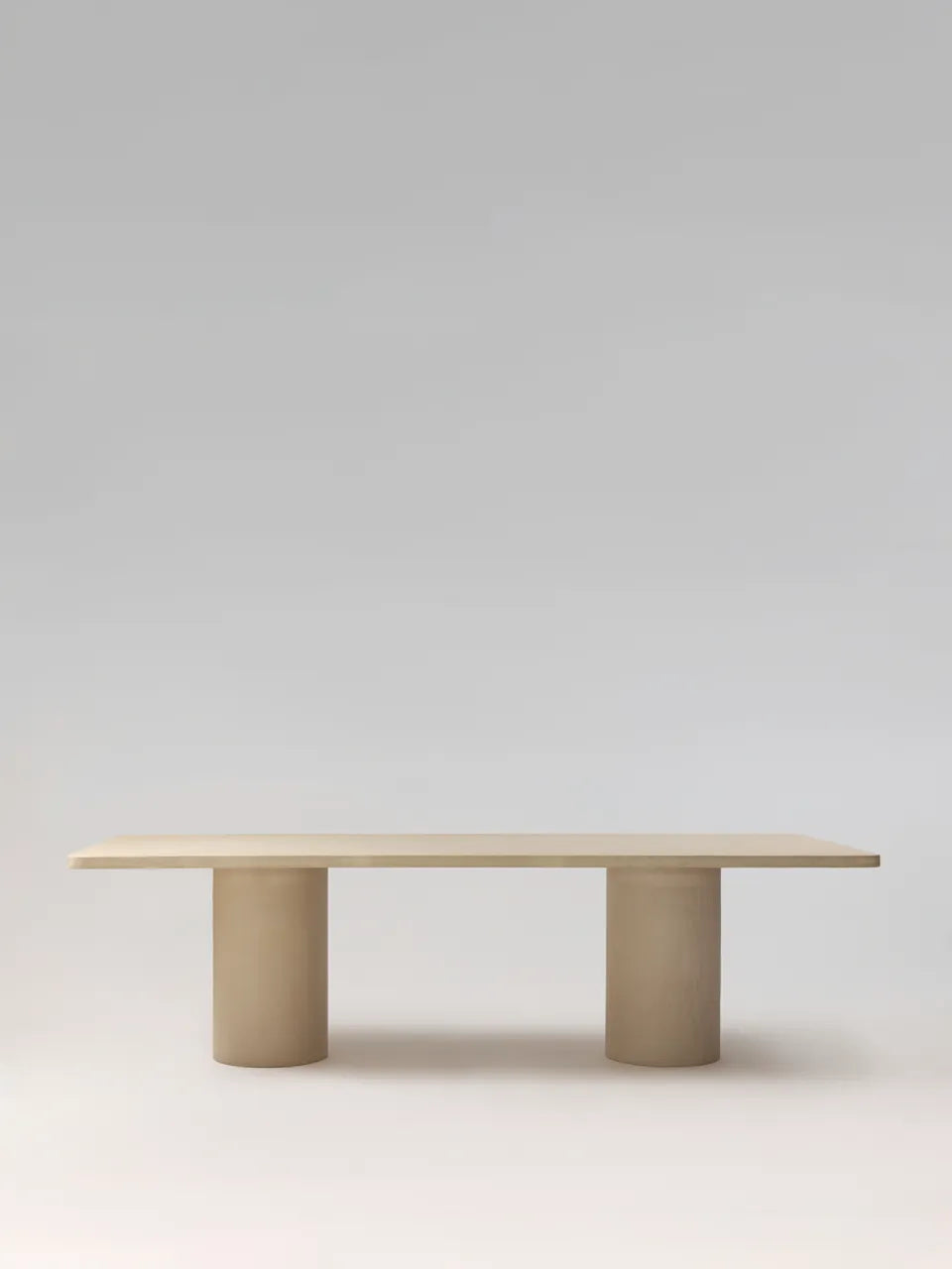 Table à manger NINŌ MORTEX béton ciré pieds cylindriques — PLATŌ