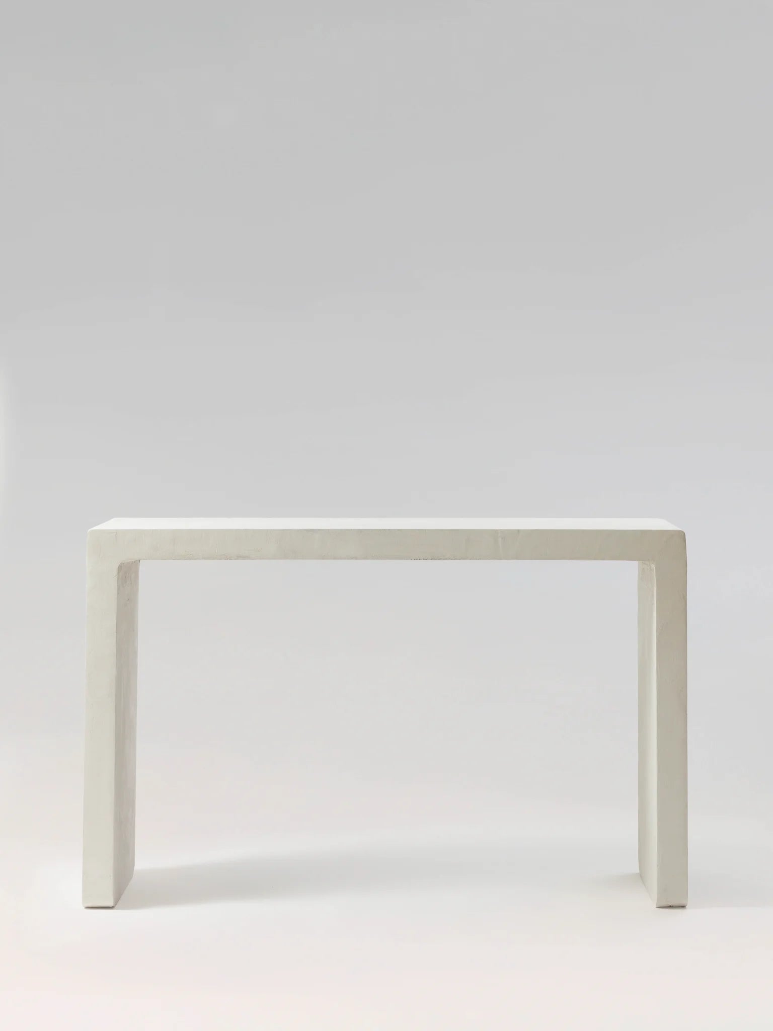 RICŌ Console, vue de trois quarts — PLATŌ