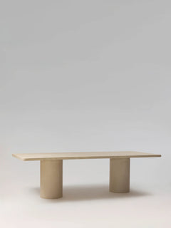 NINŌ Table à manger, vue de trois quarts — PLATŌ