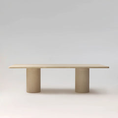 NINŌ Table à manger, béton ciré MORTEX — PLATŌ