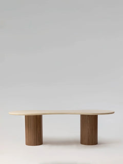 JACŌ Table à manger NOYER, vue de trois quarts — PLATŌ