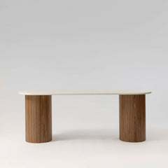 MATĪ Console NOYER, plateau béton ciré MORTEX, piétement noyer — PLATŌ
