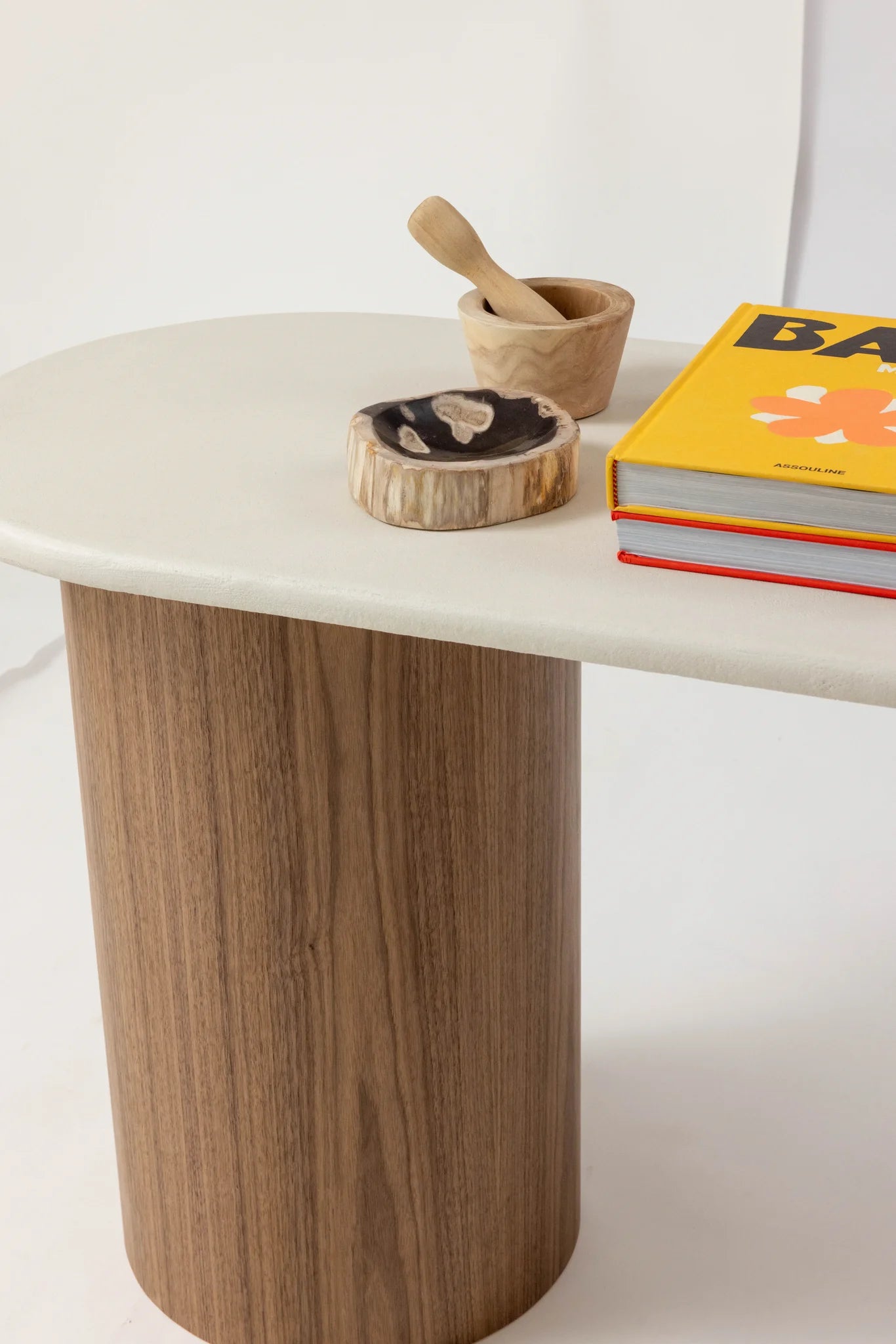 MATĪ Console NOYER, vue de trois quarts — PLATŌ