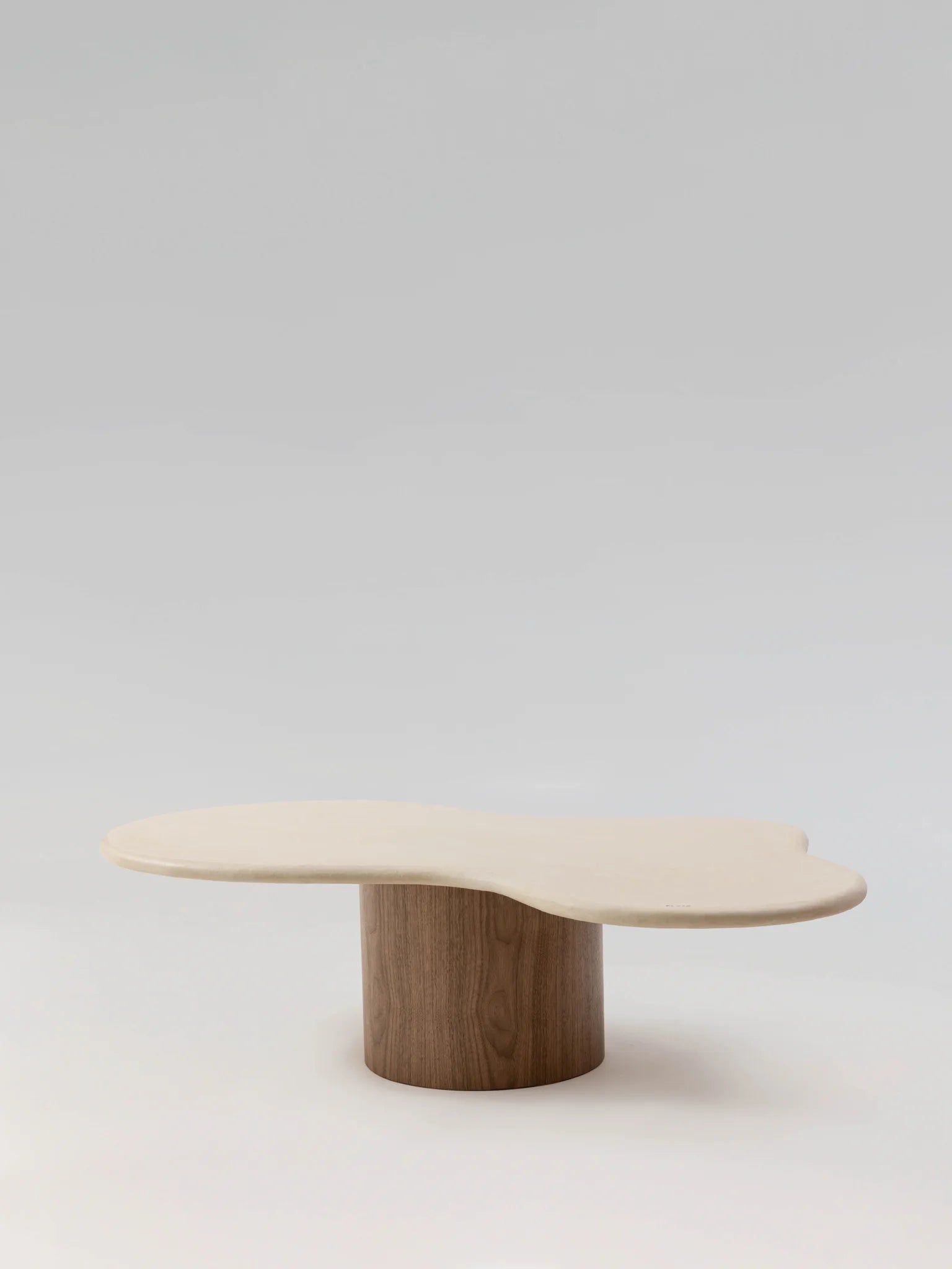 TEĀ Table basse NOYER, vue d'ensemble — PLATŌ