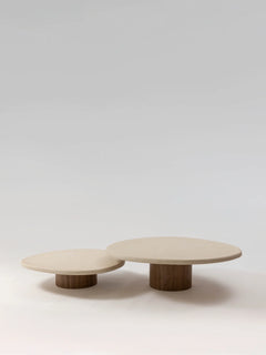 LORĀ Tables gigognes NOYER, détail du plateau — PLATŌ